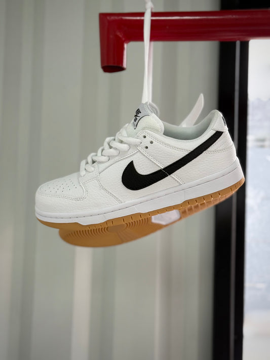 Nike Dunk White Gum