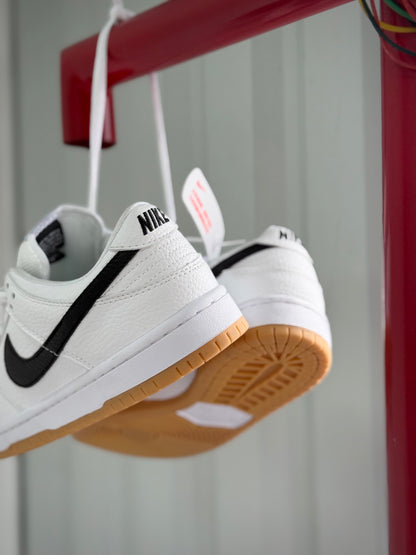 Nike Dunk White Gum