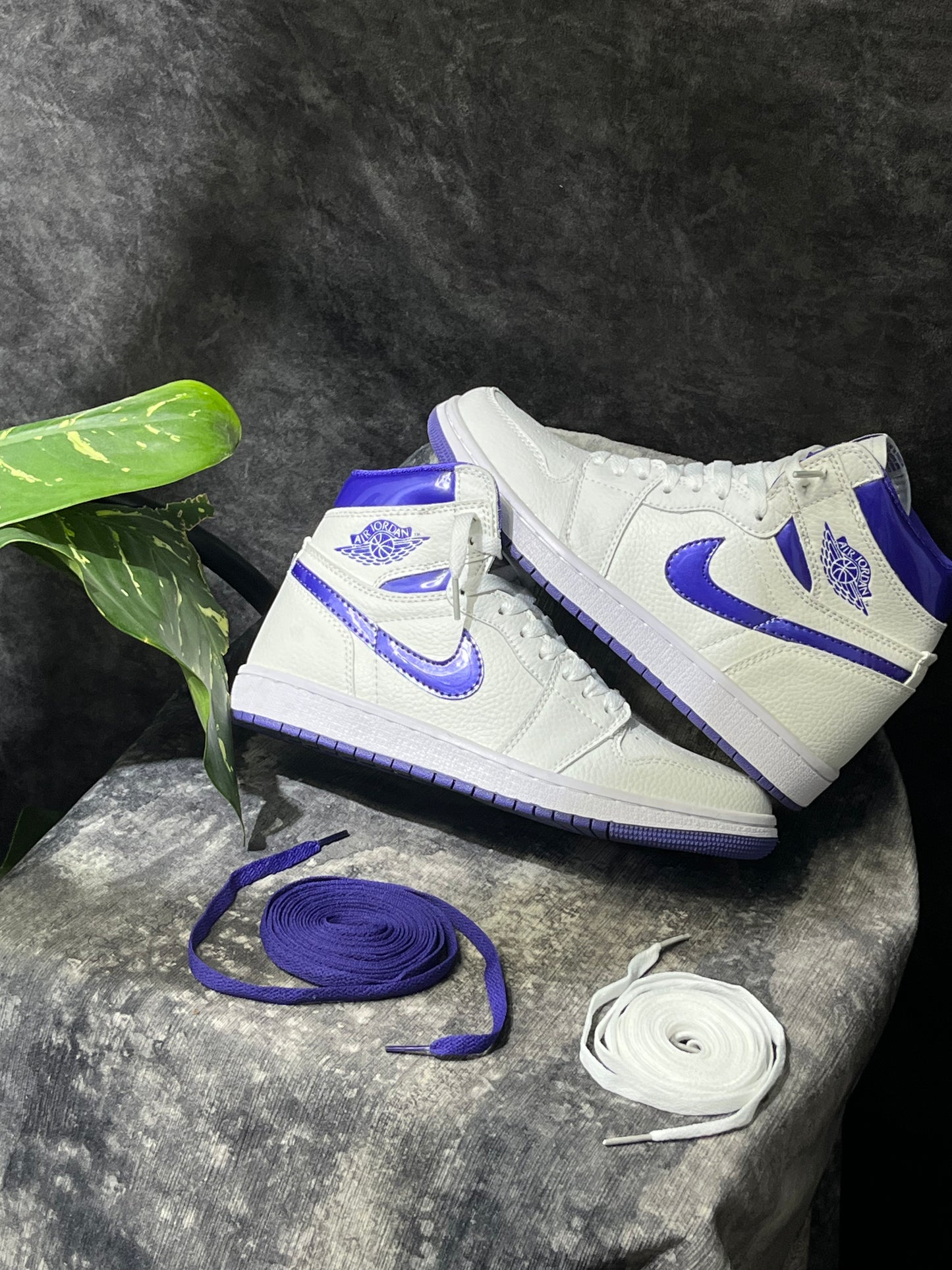 Jordan 1 Retro High Court en violeta