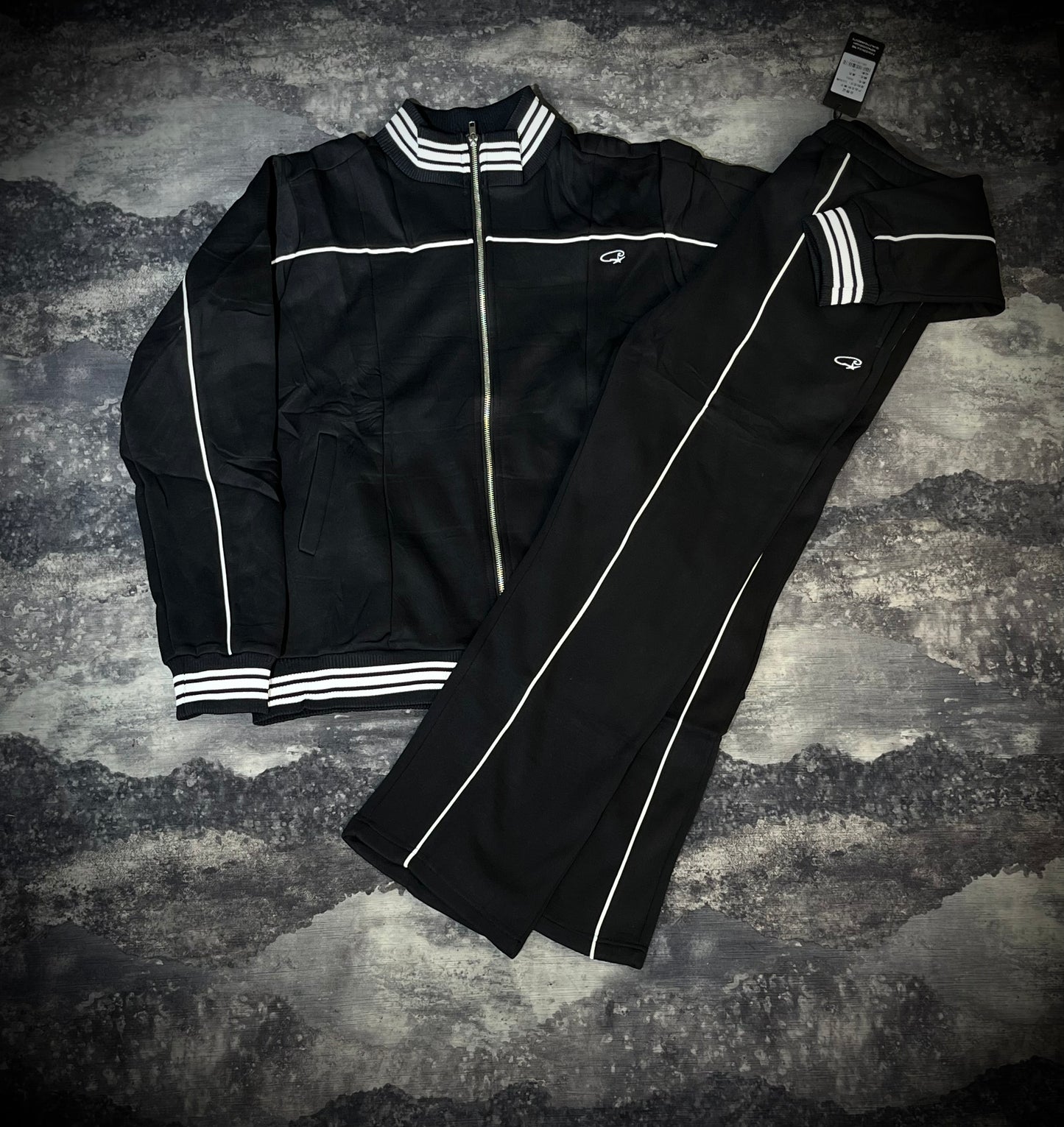Corteiz Vvs Velour Bottoms