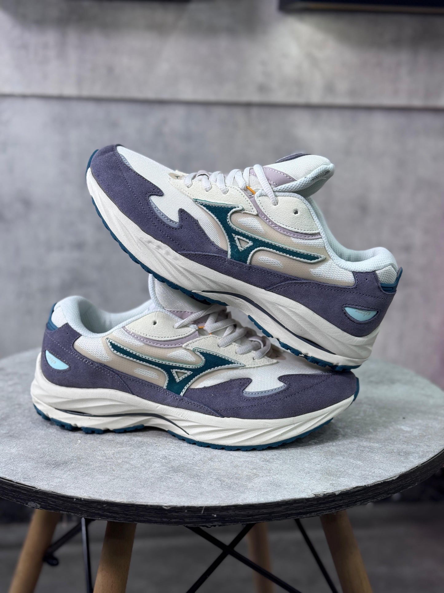 MIZUNO WAVE RIDER BETA