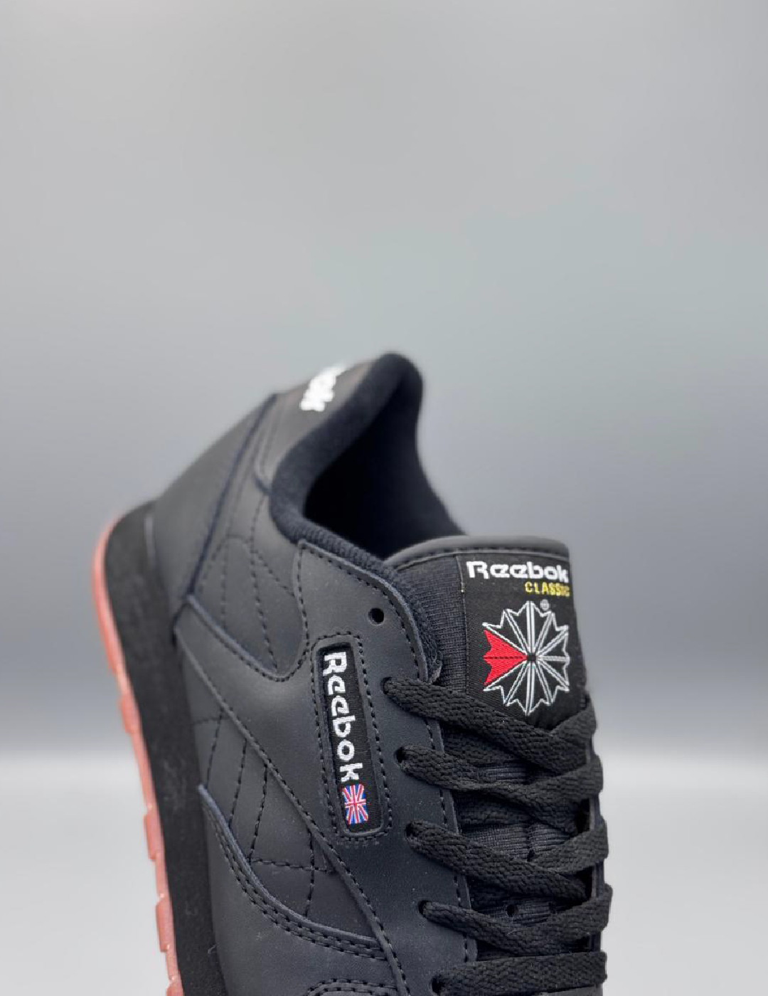 Reebok Master Black