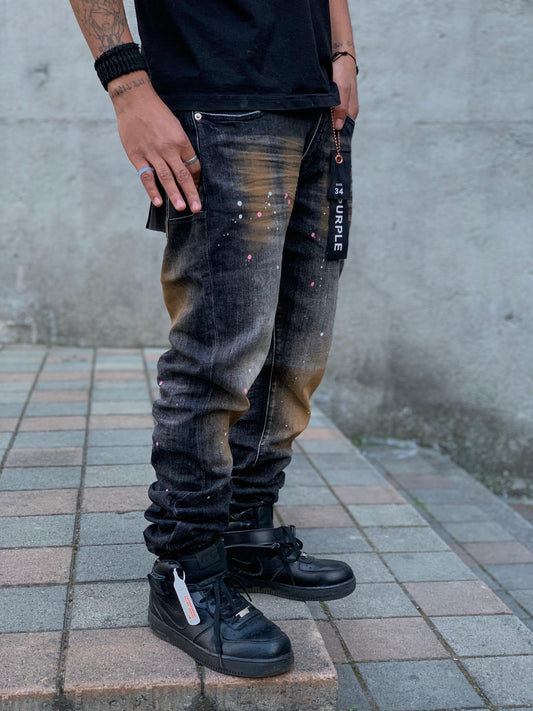jeans son de la marca Purple Brand.