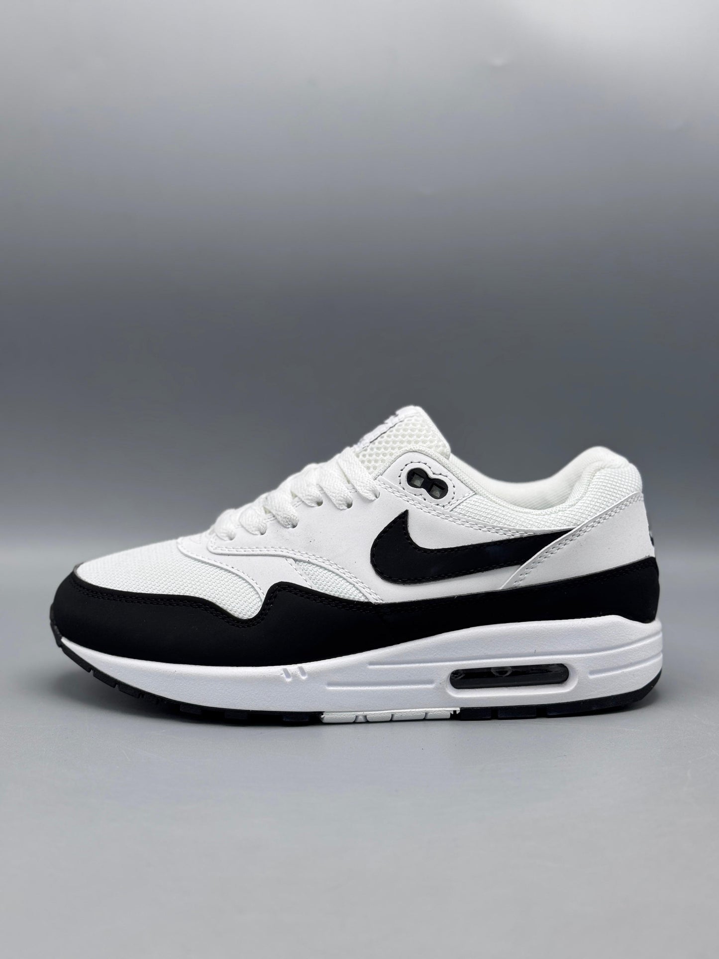 Nike Air Max 1 Panda